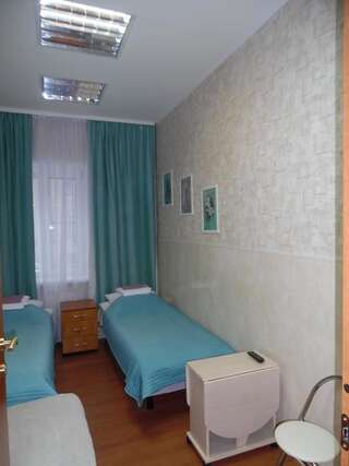 Мини-отель Bon-Appart on Bolshaya Morskaya 31  Санкт-Петербург Двухместный номер с 2 отдельными кроватями и собственной внешней ванной комнатой - «2»-3